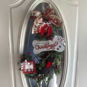 Its a dog Christmas!  20” NEW wreath.